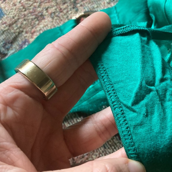 Belinda Emerald 4-Piece Set - Picture 10 of 10